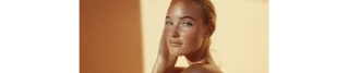 hukkanen._httpss.mj.runSif04KVOFMU_Woman_skincare_product_comme_1_591da14a-a64c-4d9d-8c23-8b86ee44cc16.webp